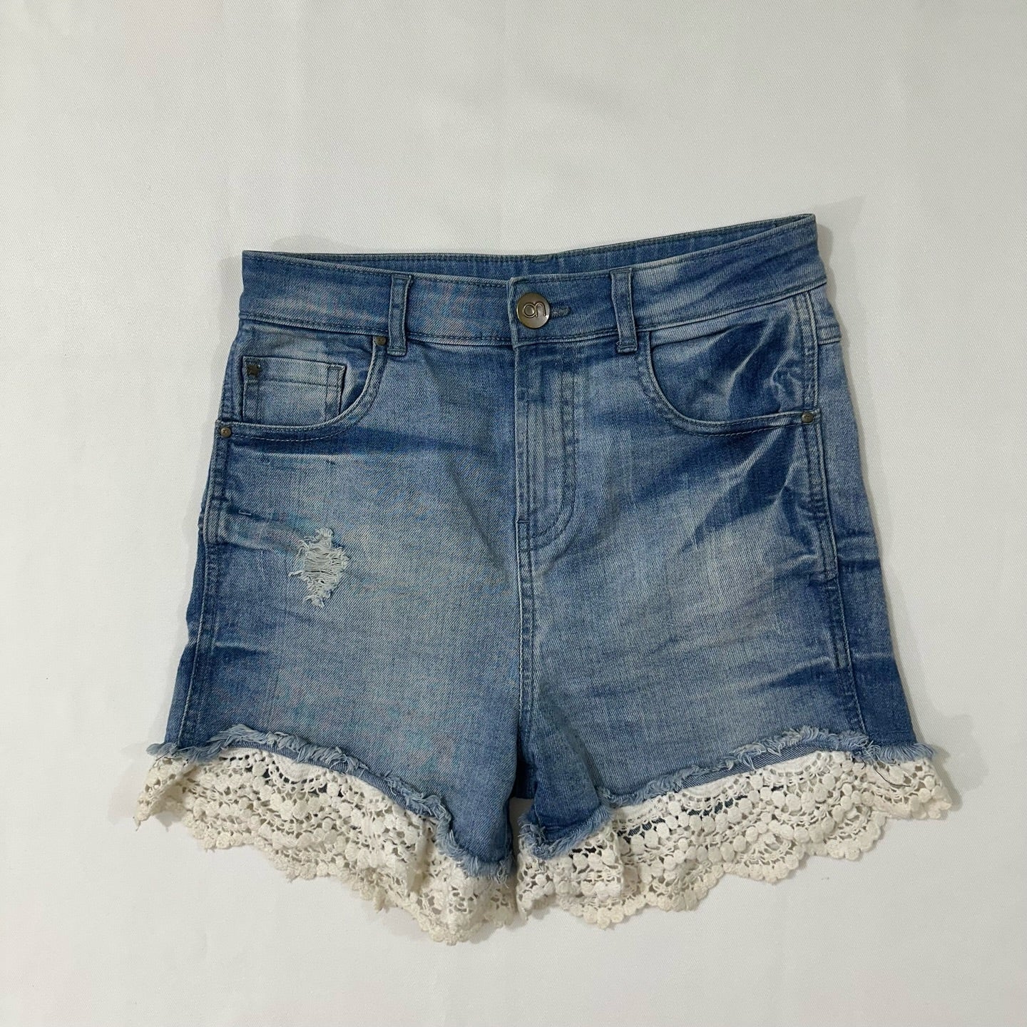 white detailing denim shorts
